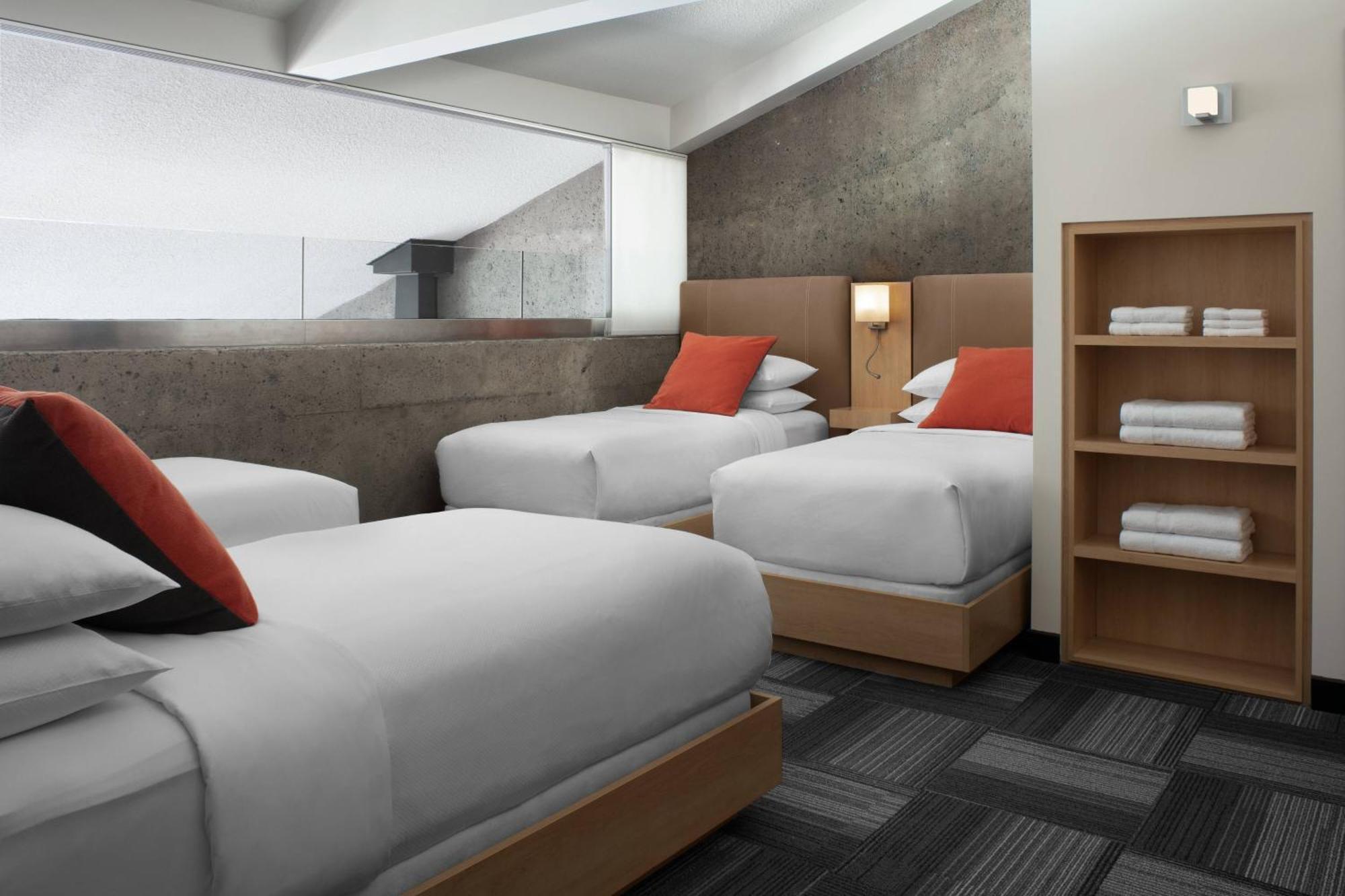 Resort Delta By Marriott Mont Sainte-anne, & Convention Center 4*